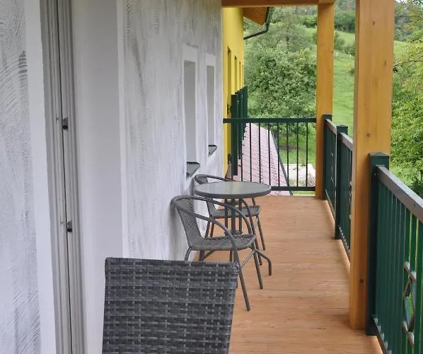 Mostheuriger Steyrdurchbruchalm * Leonstein